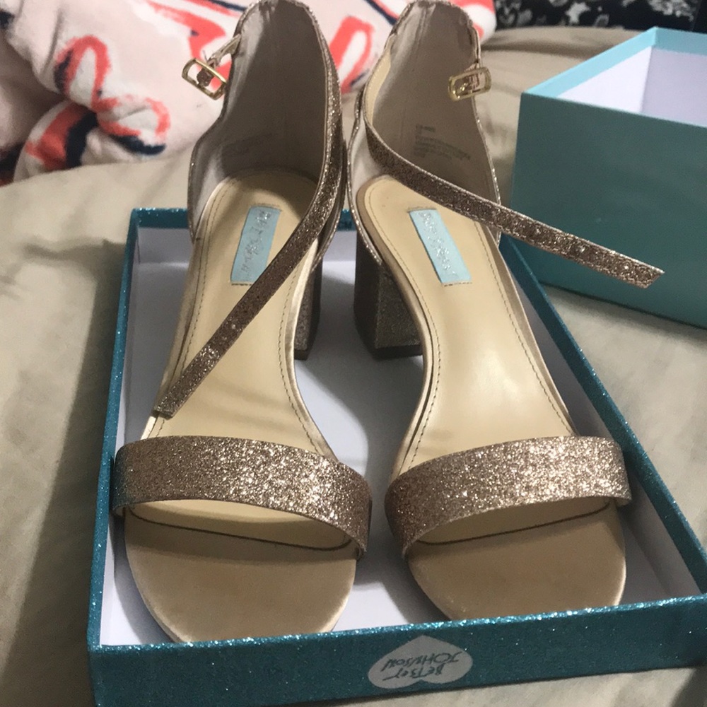 Betsy Johnson Rose Gold Glitter Heels